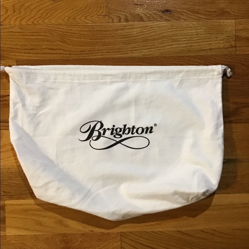 Women’s white Brighton drawstring bag19x 14